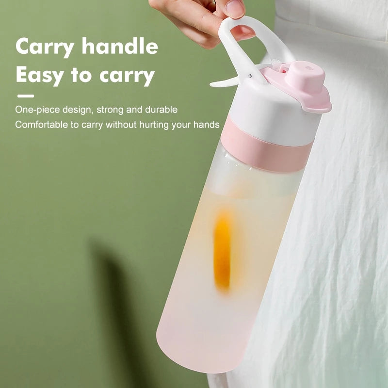 Green eco-friendly spray water bottles 600ml for sports and travel